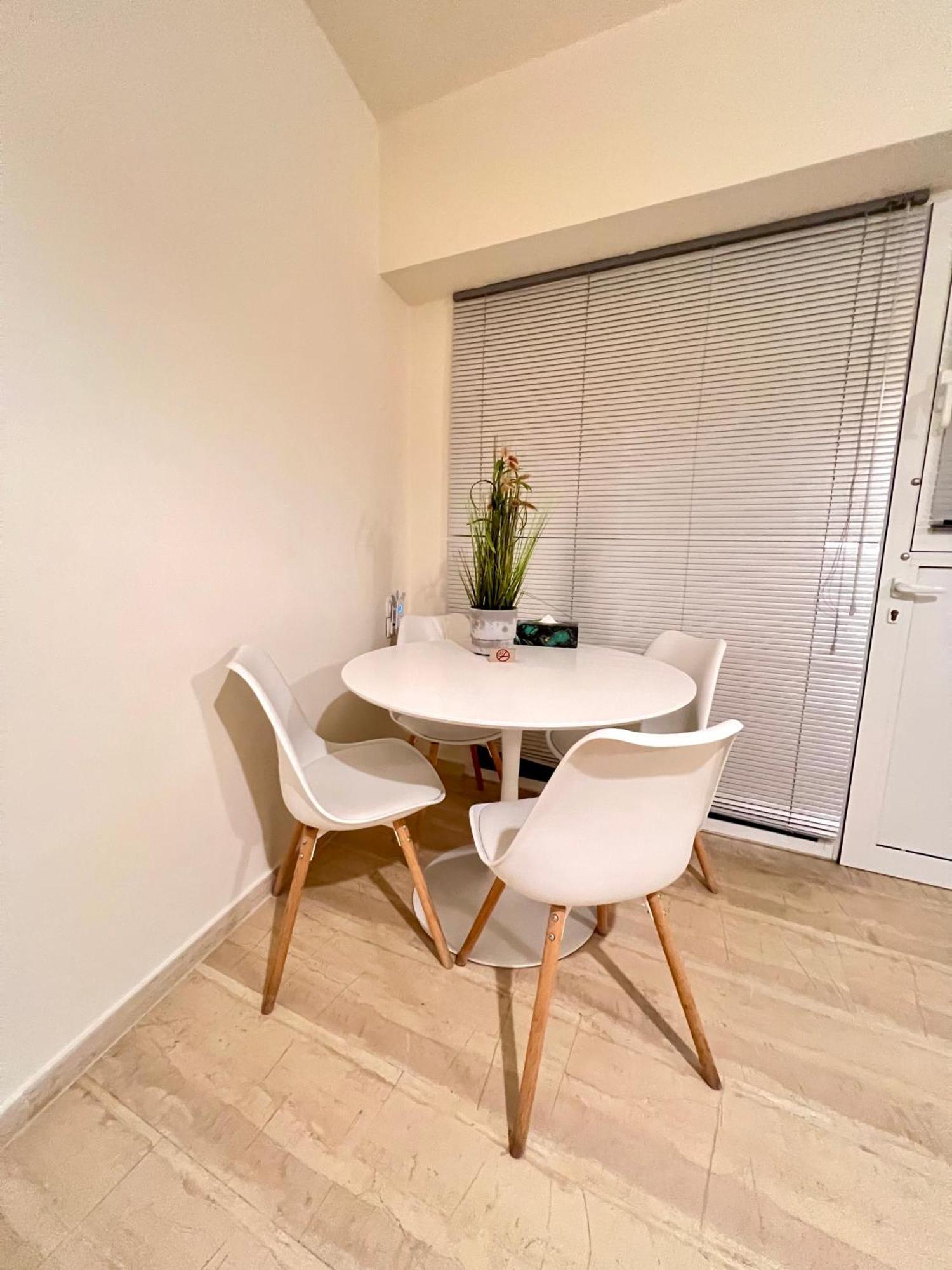 Central Studio Semi-Basement Ираклион Экстерьер фото
